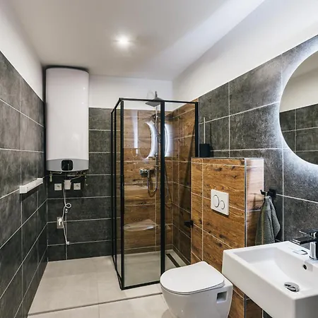 Aparthotel Petra Voka *